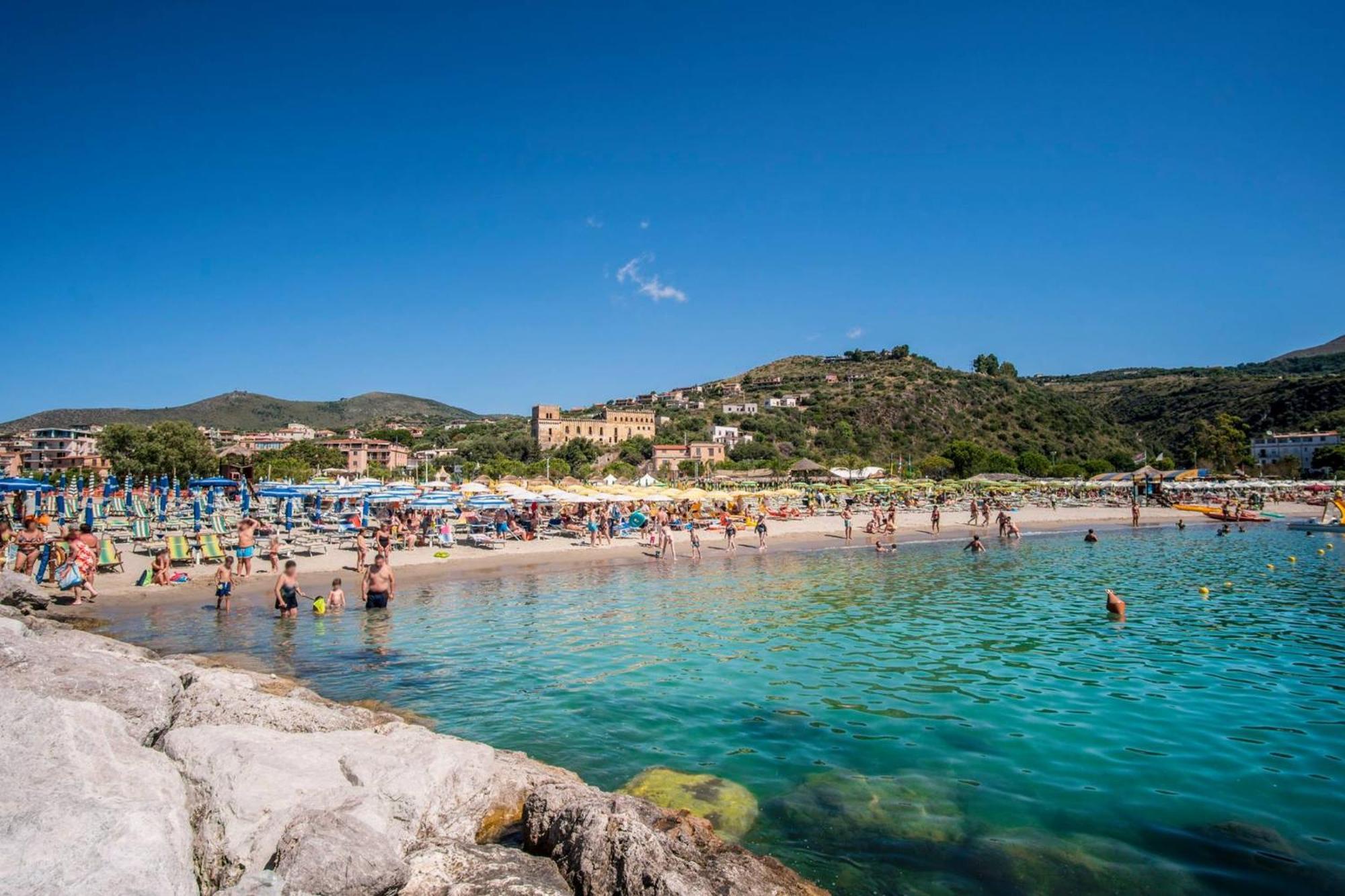 Luxury B&B Suite Jacuzzi Villa Filomena Marina di Camerota Bagian luar foto